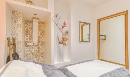A Fleur de Peau : Manucure à Embrun