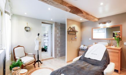 En passant chez Christelle  : Institut de beauté à Ernemont-la-Villette