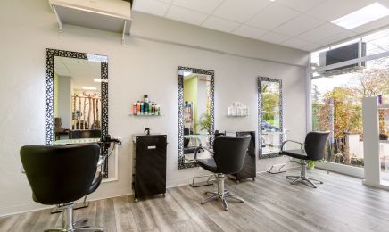 Aux Reflets Enchantés  : Barbier à Staffelfelden