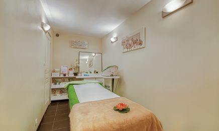 LR Coiffure et Esthétique  : Coiffeur à Paris