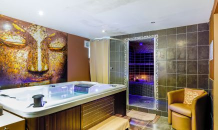 Volupté Spa : Spa à La Chapelle-Longueville