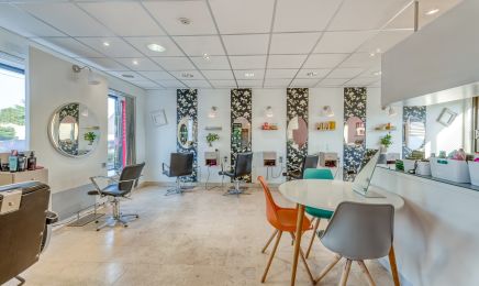 Votre Salon by Lydia  : Coiffeur à Bonchamp-lès-Laval