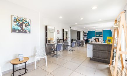 Adécoiff' morpho-visagiste : Coiffeur à Condac