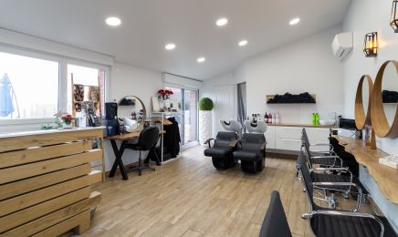 Atypique : Coiffeur à Eecke
