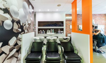 M Instant Coiffure : Manucure à Saint Romain en Gal