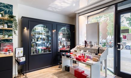 Parfumerie Veronique - Institut Bien Être : Manucure à Chateaulin