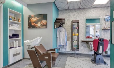Markhor Coiffeuse Barbiere : Barbier à Avenières