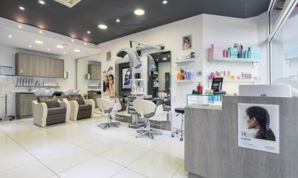 JF.  Coup’ : Coiffeur à Perigny