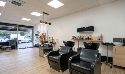 Mille et Une Coiffures  : Coiffeur à Le Bouscat