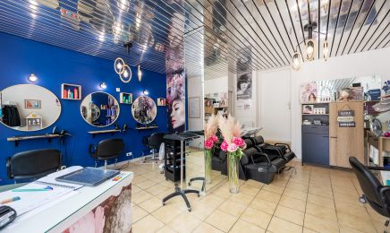 Avant’Age Coiffure - Prothésiste Capillaire Agrée par la Sécurité Sociale : Coiffeur à Roussillon