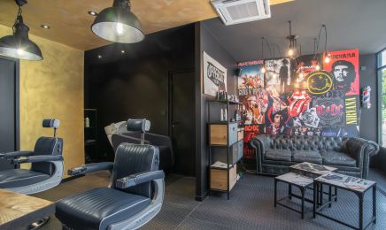 Factory Coiffeur & Barber : Coiffeur à Chantonnay