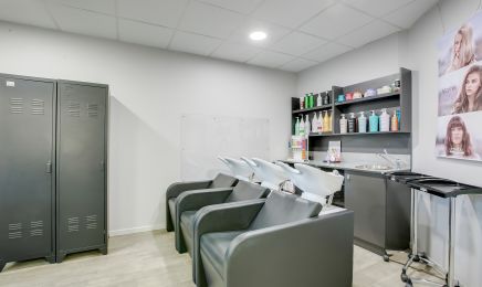 Linéa Coiffure - Saint-Pierre-du-Mont : Barbier à Saint-Pierre-du-Mont