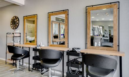 Le Reflet du Miroir  : Coiffeur à La Montagne