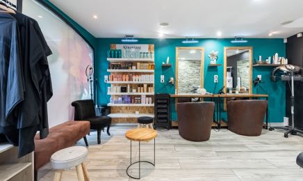 2 Art Coiffure : Manucure à Belfort