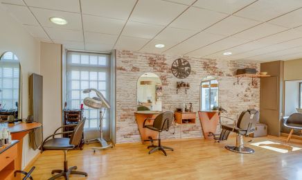 Nogano : Coiffeur à Ambrières-les-Vallées