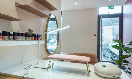 Ô Sel de Bain : Manucure à La Baconnière