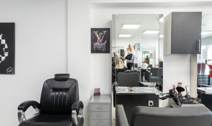 Why Not Coiffure : Coiffeur à Pourrières