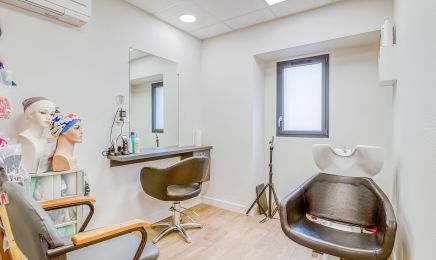 Joubert B & G : Barbier à Laval