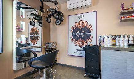 Métamorphose : Coiffeur à Charmes