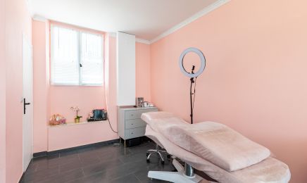 Look my cils : Manucure à Clamart