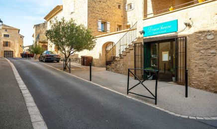 Douce’Heure Institut de Beauté  : Institut de beauté à Vers-Pont-du-Gard