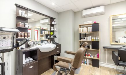 Le Salon par Aurelie TIRET - Pau  : Coiffeur à Pau