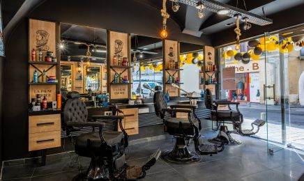 LA PAUSE BARBER NIMES : Coiffeur à Nîmes