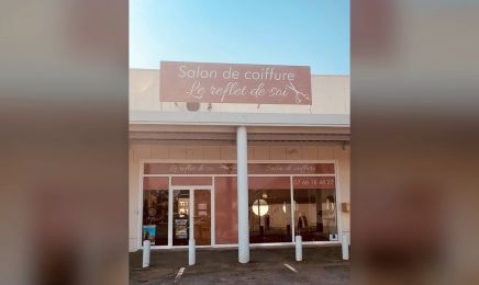 Le reflet de soi  : Barbier à Bourges