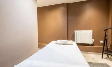 OLIYA - Salon de Massage : Institut de beauté à Paris