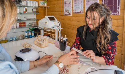 Institut Estelle Ongles et Beauté : Manucure à Bois-de-la-Pierre