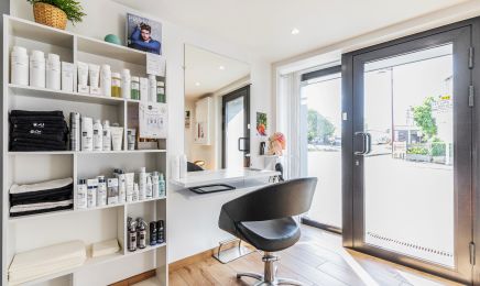 Marietta  coiffure  : Coiffeur à Montréverd