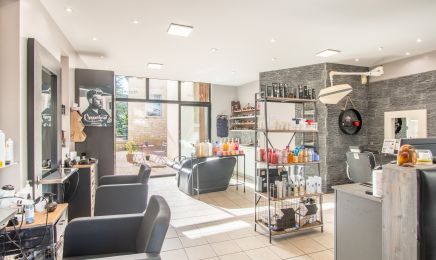 Le s : Coiffeur à Chinon