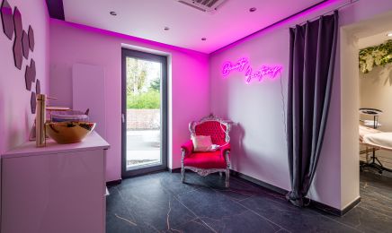 Beauty Factory : Manucure à Jurbise