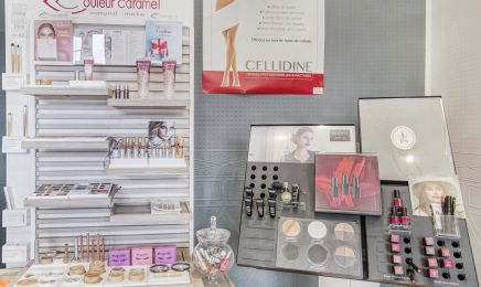 Aux halles de la beauté : Manucure à Marmande