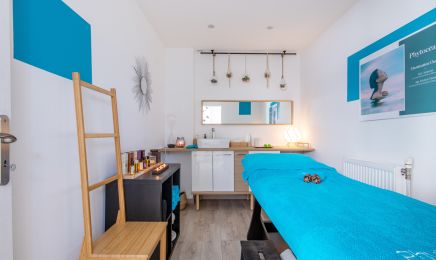 Envie d'ailleurs - Centre de Beauté Virginie C. : Manucure à Mondelange