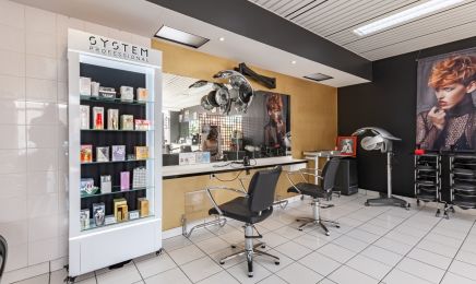 Le salon : Barbier à Condé-sur-Vire