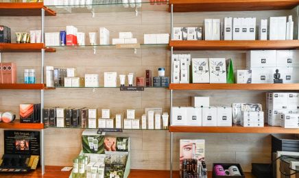BEAUTICA : Manucure à Mauguio