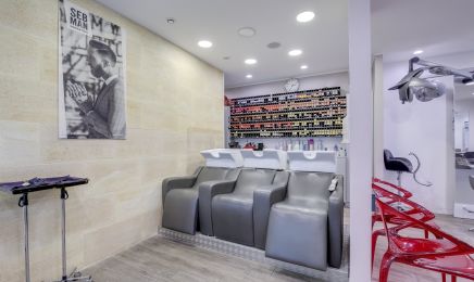 Salon Bernard Ferreira clin d'oeil  : Coiffeur à Mérignac