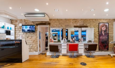 Camille Albane - Paris 16 - 4 rue de la Tour : Coiffeur à Paris
