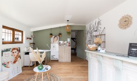 Tipha'Nid Bien Être : Institut de beauté à Dhuizon