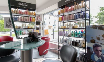 Les Femmes S’emmêlent : Barbier à Joué-lès-Tours    📞 02.47.67.26.25