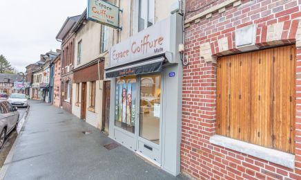 Espace Coiffure  : Coiffeur à Charleval
