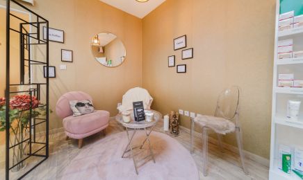 Marie Ongle and Hair : Institut de beauté à Carcassonne
