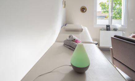 Bella Daniella Esthétique  : Manucure à Le Grès
