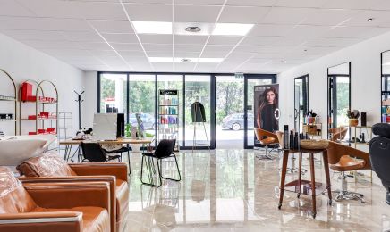 Les têtes en l'hair 2 : Barbier à Sérignan