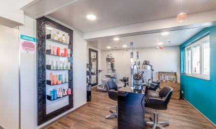 Sympatif : Coiffeur à Saint-Germain-en-Montagne