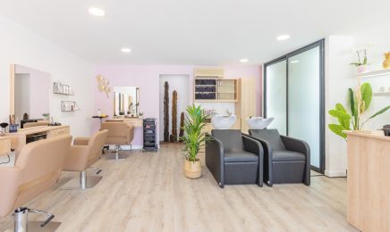 Marine M : Coiffeur à Nailloux