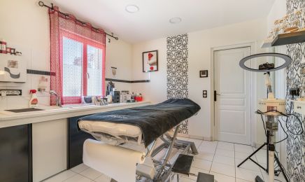 Nell’cils : Institut de beauté à Villiers-Vineux