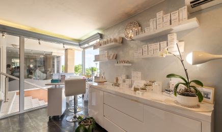 Institut Caline -  Biologique recherche - Licciardi Fabienne  : Institut de beauté à Sète