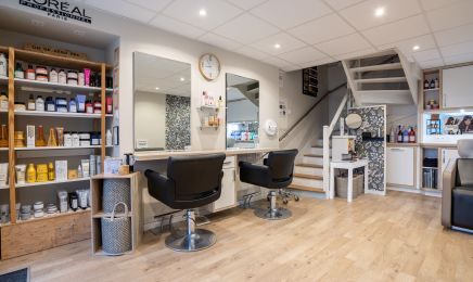 Un Salon à Part : Coiffeur à Cantenay-Épinard